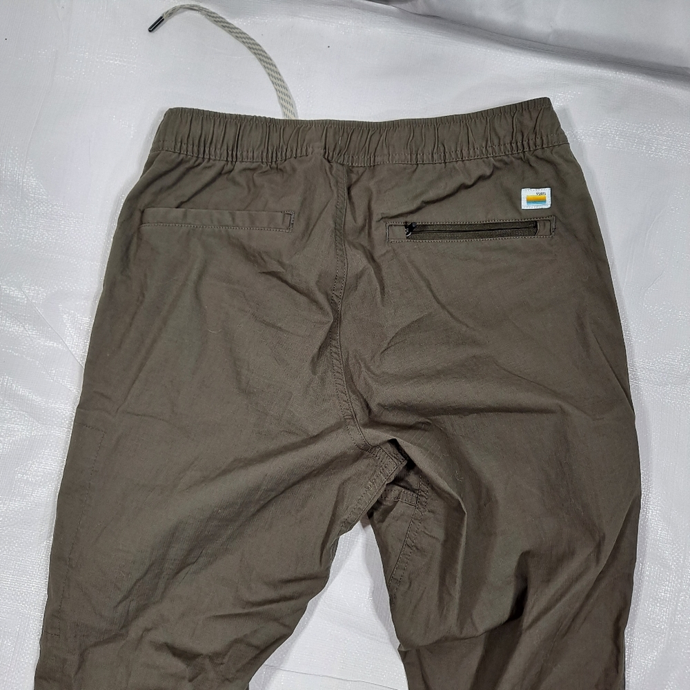 Vuori Green Ripstop Pants NWOT - Picture 7 of 13